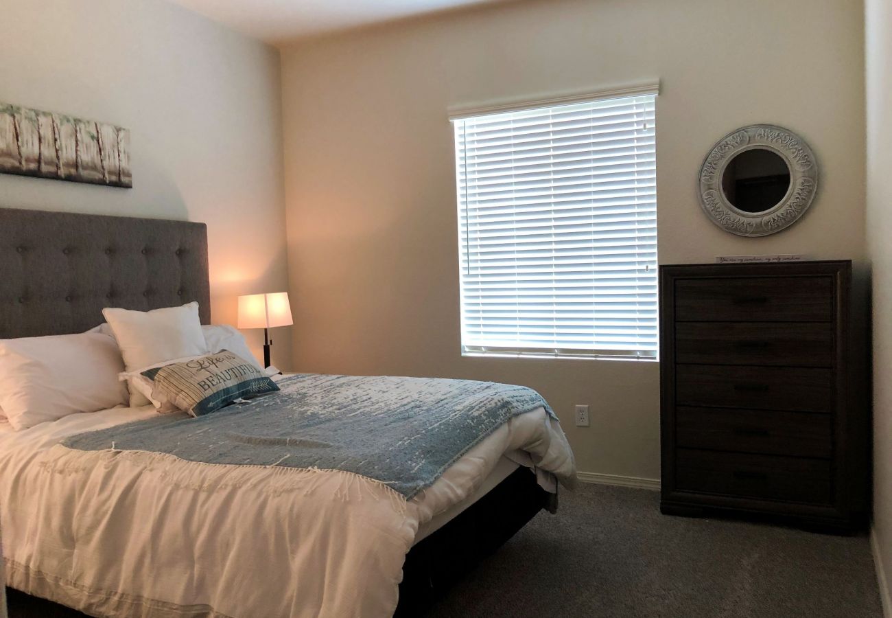 Condominium in Prescott - Oak Apartment - Prescott Cabin Rentals
