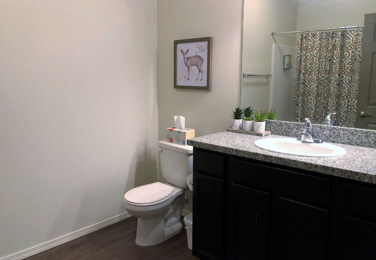 Condominium in Prescott - Oak Apartment - Prescott Cabin Rentals