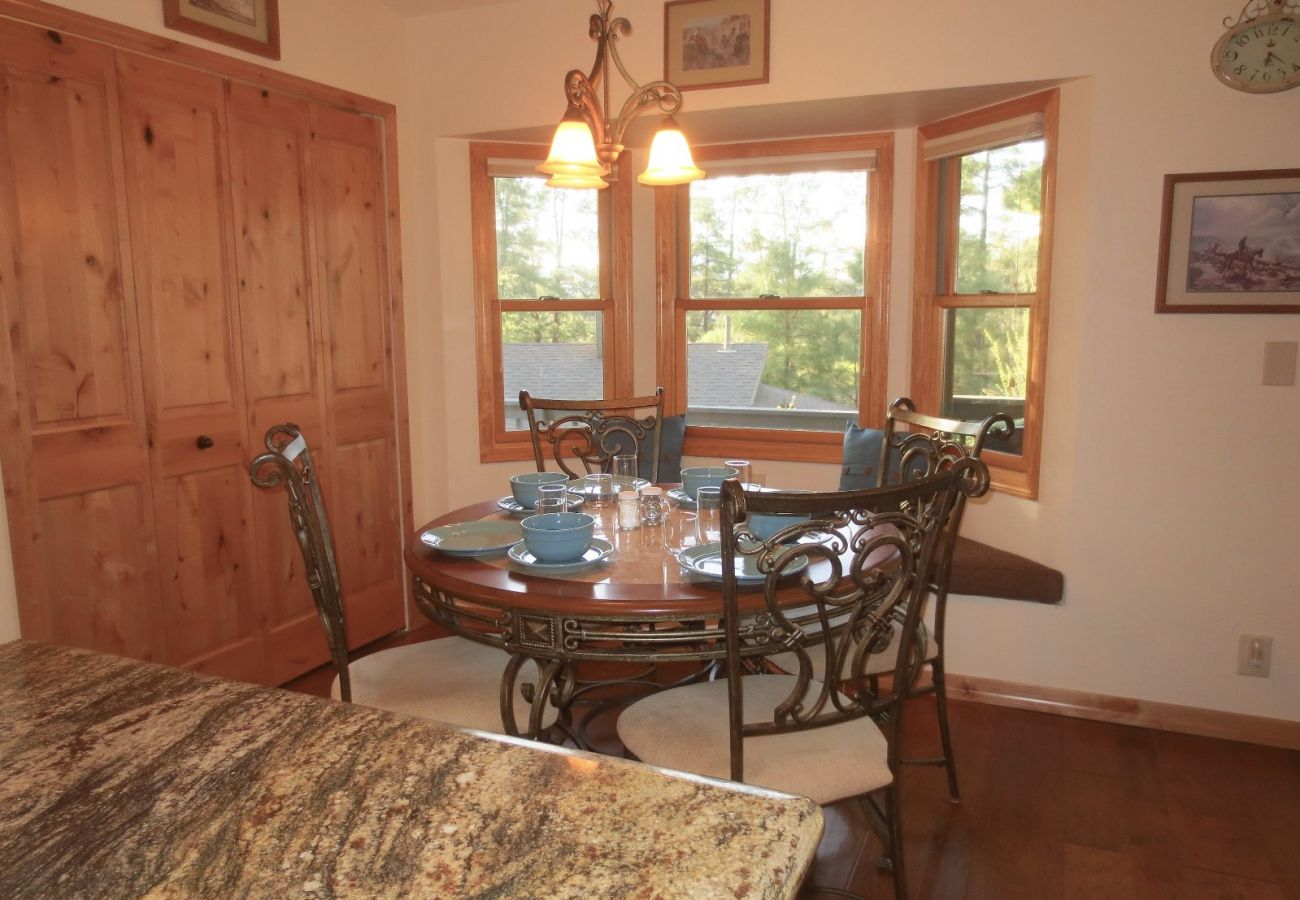 House in Prescott - Western Pines Cottage - Prescott Cabin Rentals