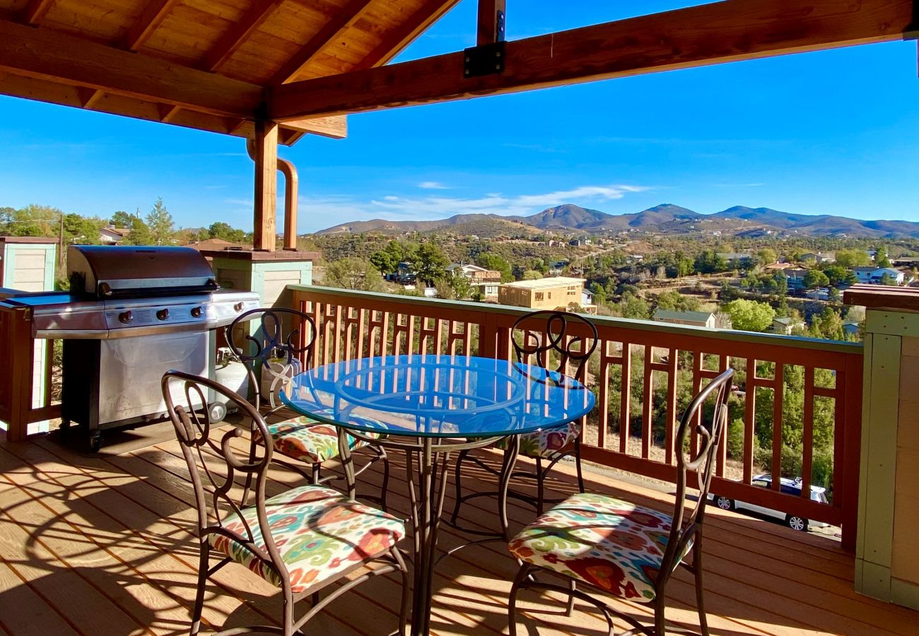 House in Prescott - Longview Lodge - Prescott Cabin Rentals