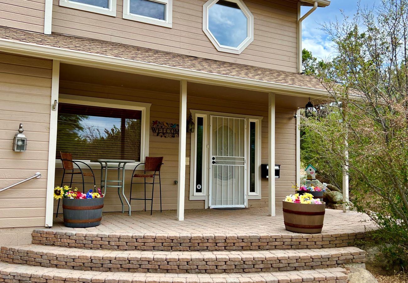 House in Prescott - Granite Retreat - Prescott Cabin Rentals