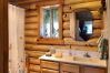 Cabin in Prescott - Log Cabin at Lynx Creek Farm - Prescott Cabin Rent