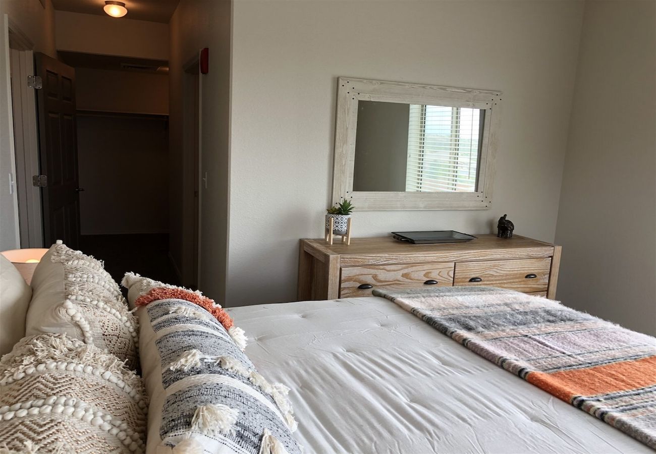 Condominium in Prescott - Cactus Apartment - Prescott Cabin Rentals