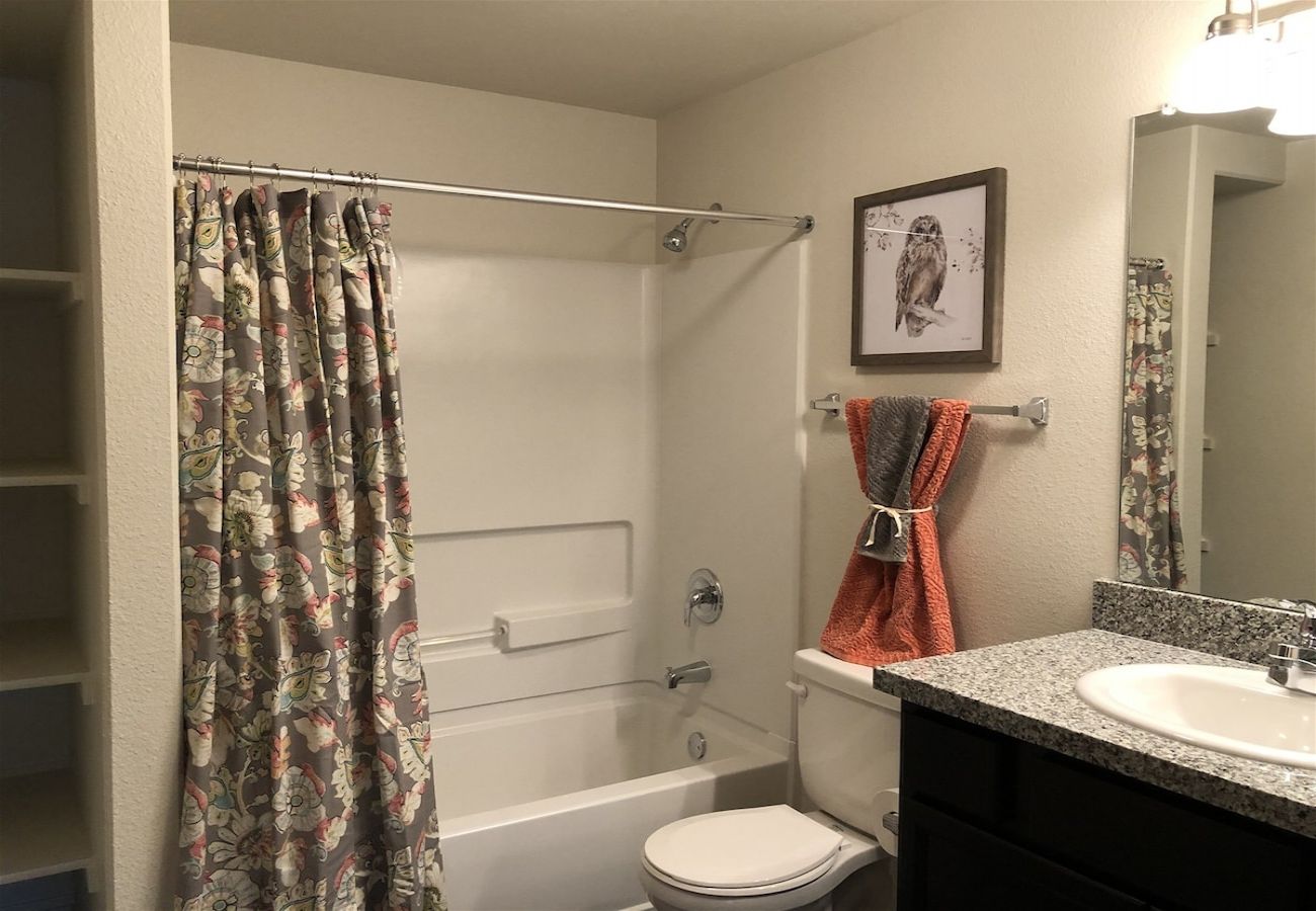 Condominium in Prescott - Cactus Apartment - Prescott Cabin Rentals