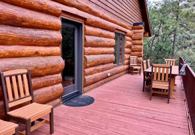 Cabin in Prescott - Timbertrail Lodge - Prescott Cabin Rentals