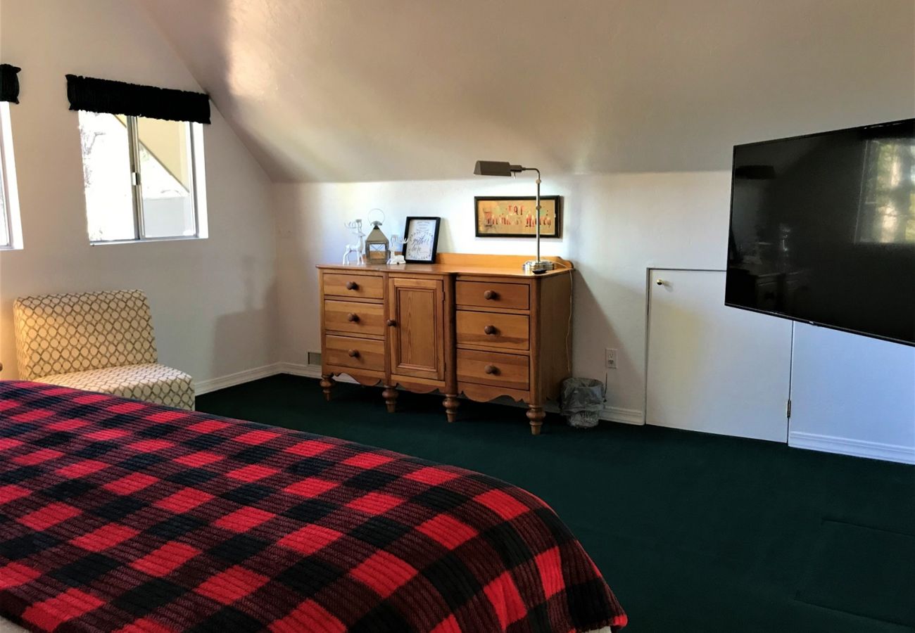 Chalet in Prescott - Skyview Chalet - Prescott Cabin Rentals