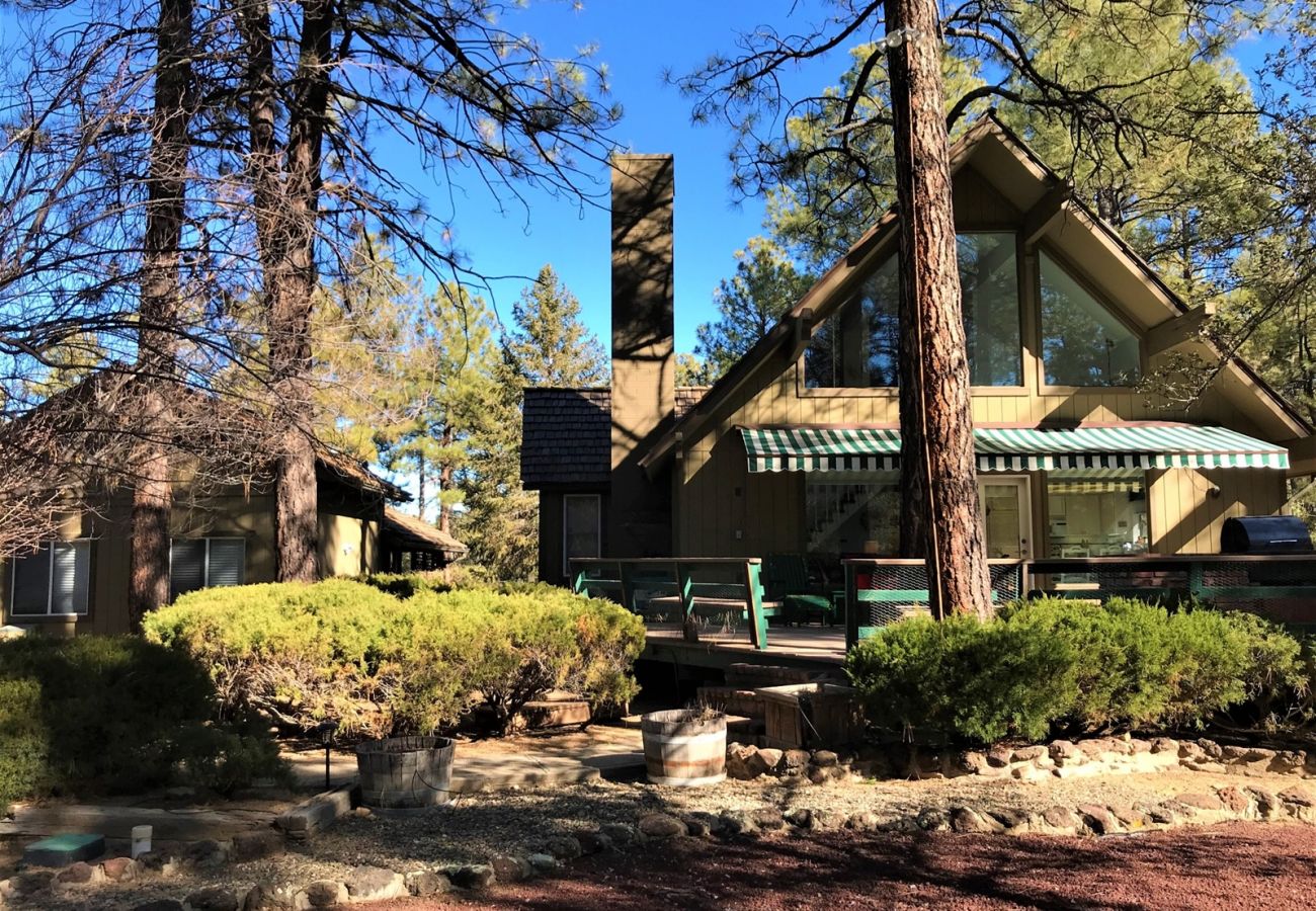 Chalet in Prescott - Skyview Chalet - Prescott Cabin Rentals