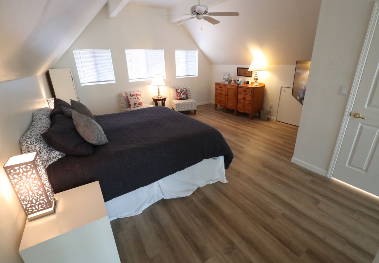 Chalet in Prescott - Skyview Chalet - Prescott Cabin Rentals