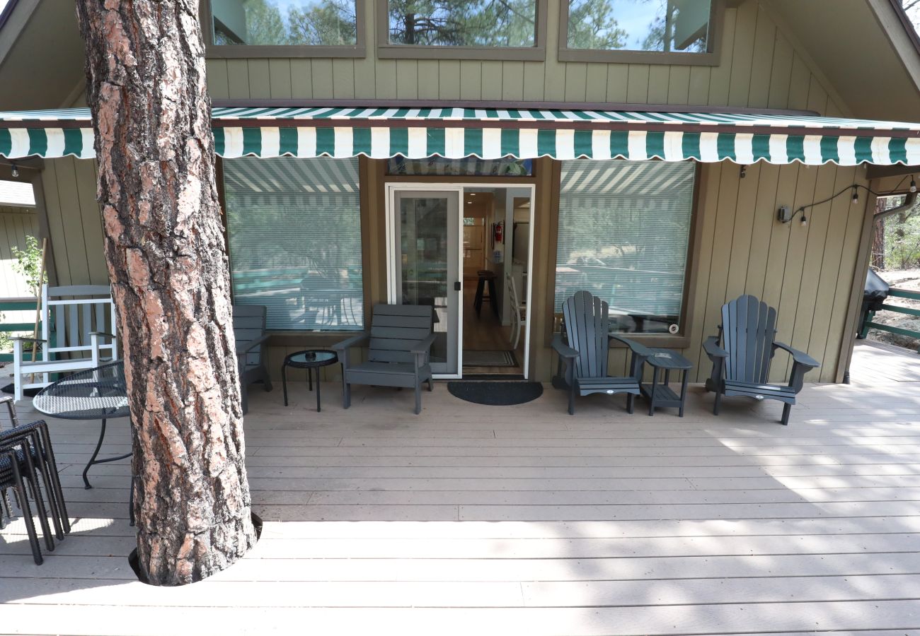 Chalet in Prescott - Skyview Chalet - Prescott Cabin Rentals