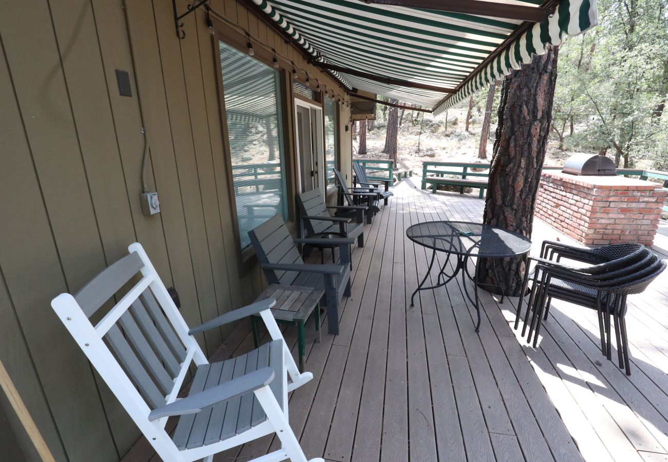 Chalet in Prescott - Skyview Chalet - Prescott Cabin Rentals