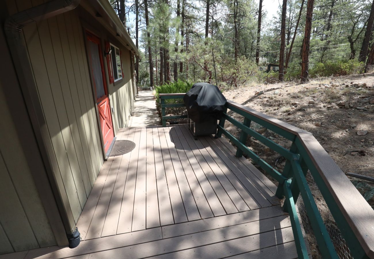Chalet in Prescott - Skyview Chalet - Prescott Cabin Rentals