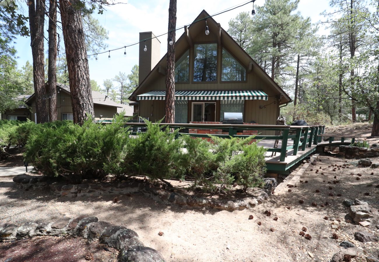 Chalet in Prescott - Skyview Chalet - Prescott Cabin Rentals