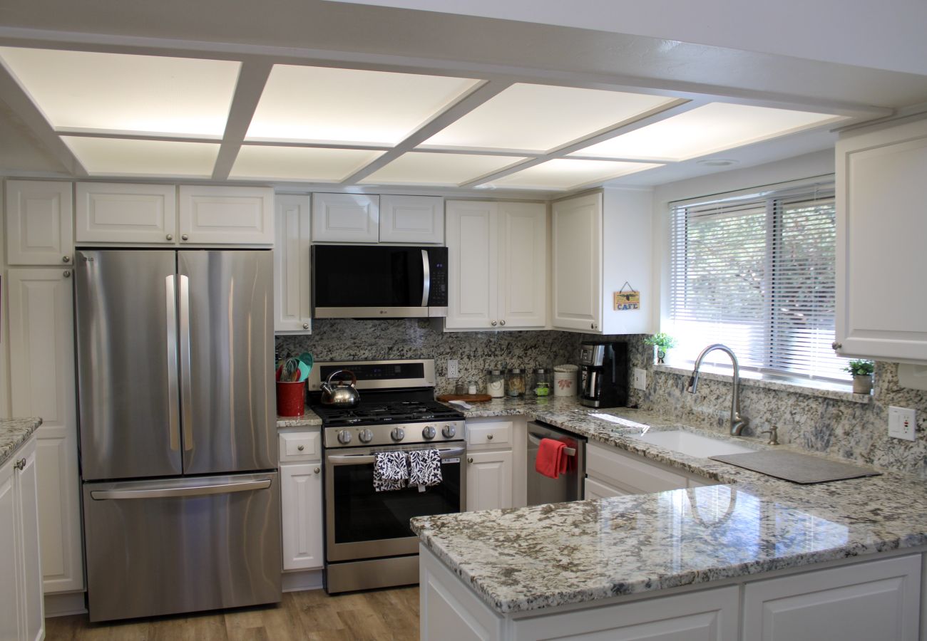 Chalet in Prescott - Skyview Chalet - Prescott Cabin Rentals