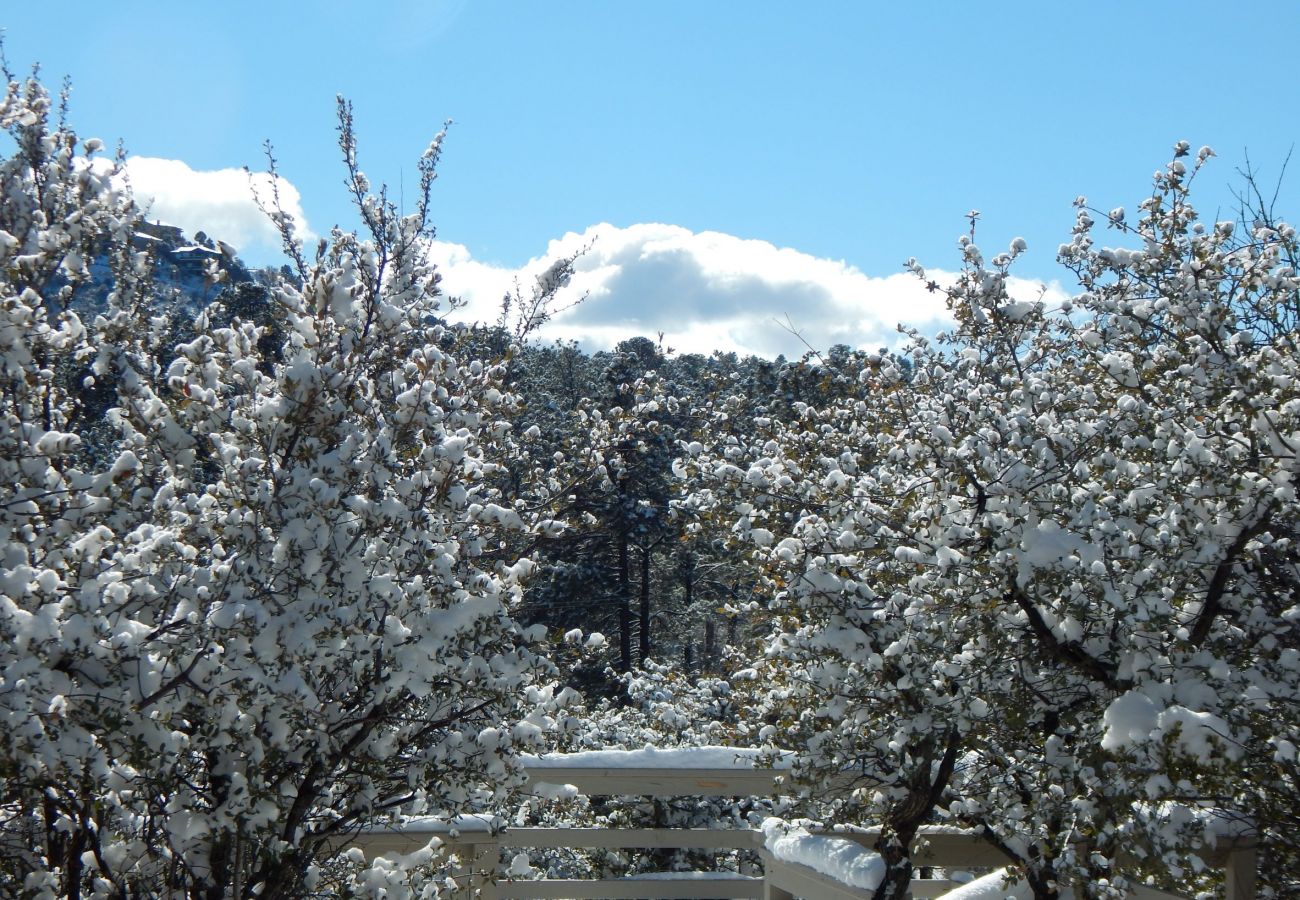 Cabin in Prescott - Boulder Creek Cabin - Prescott Cabin Rentals