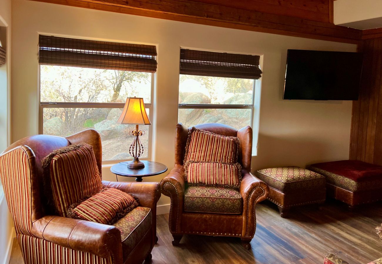 Cabin in Prescott - Boulder Creek Cabin - Prescott Cabin Rentals