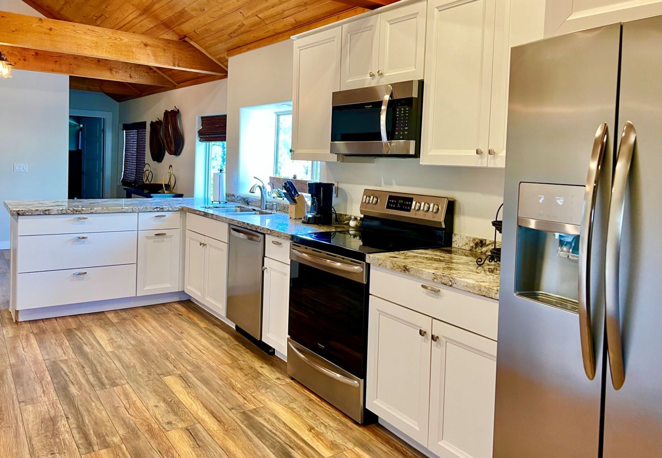 Cabin in Prescott - Boulder Creek Cabin - Prescott Cabin Rentals