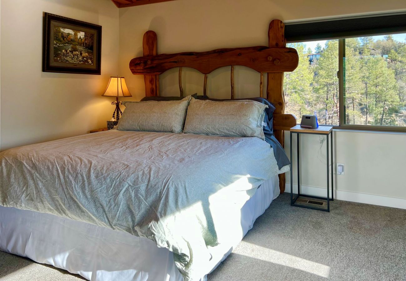 Cabin in Prescott - Boulder Creek Cabin - Prescott Cabin Rentals