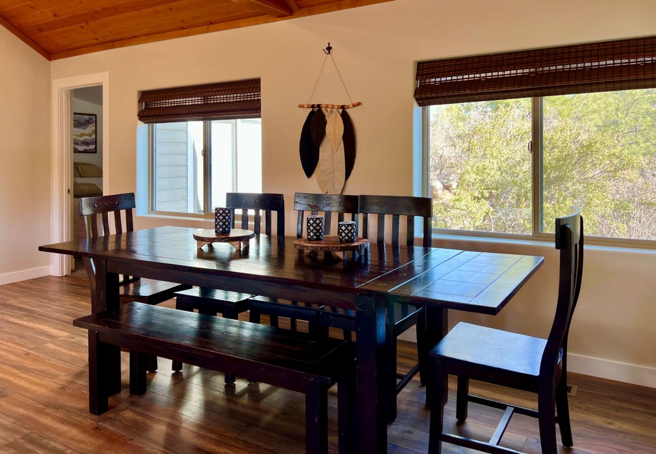 Cabin in Prescott - Boulder Creek Cabin - Prescott Cabin Rentals