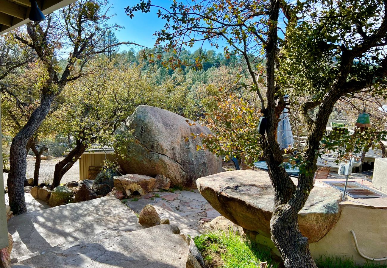 Cabin in Prescott - Boulder Creek Cabin - Prescott Cabin Rentals