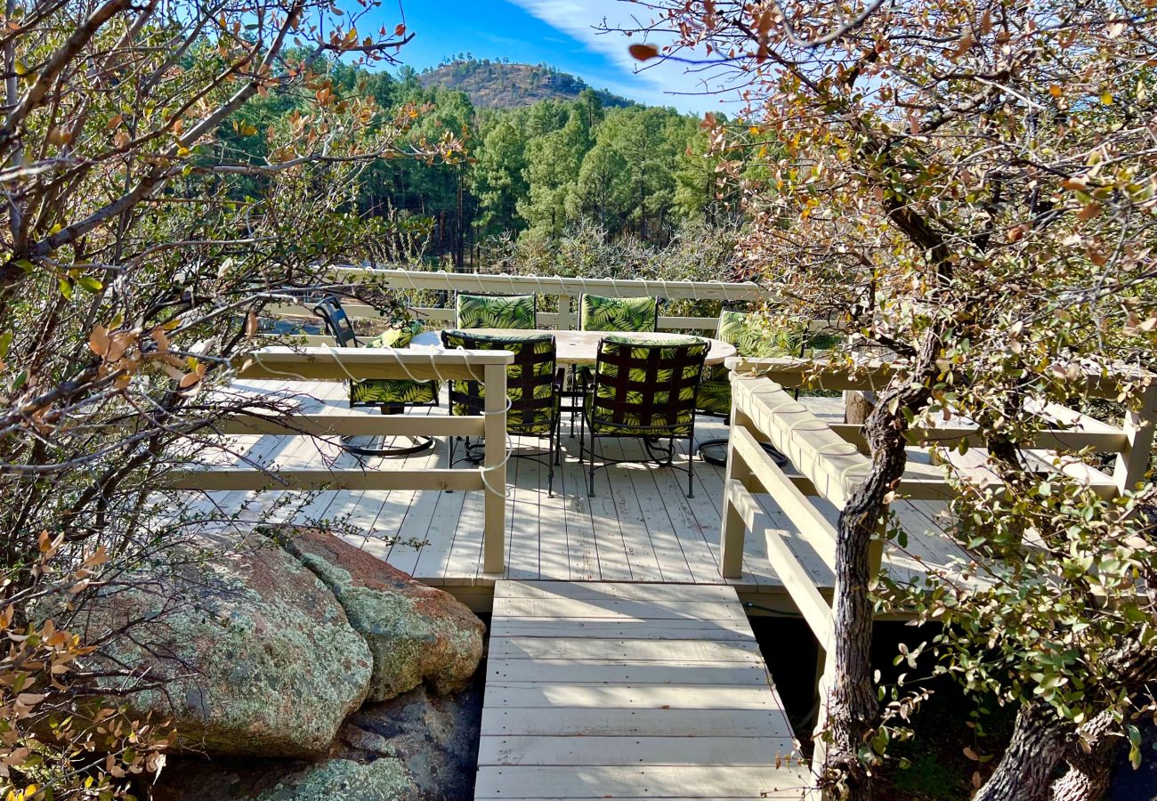Cabin in Prescott - Boulder Creek Cabin - Prescott Cabin Rentals
