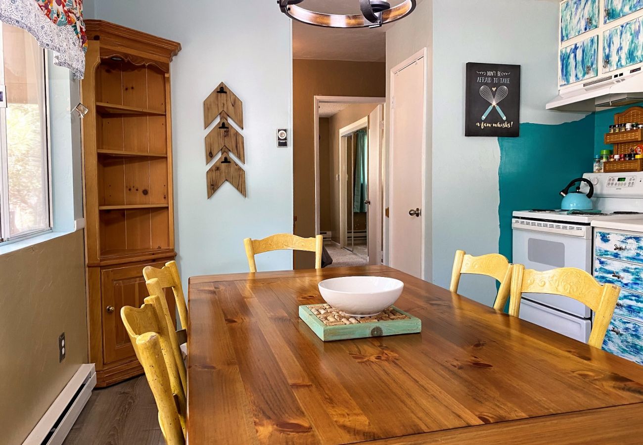 Cabin in Prescott - Squirrels Run - Prescott Cabin Rentals