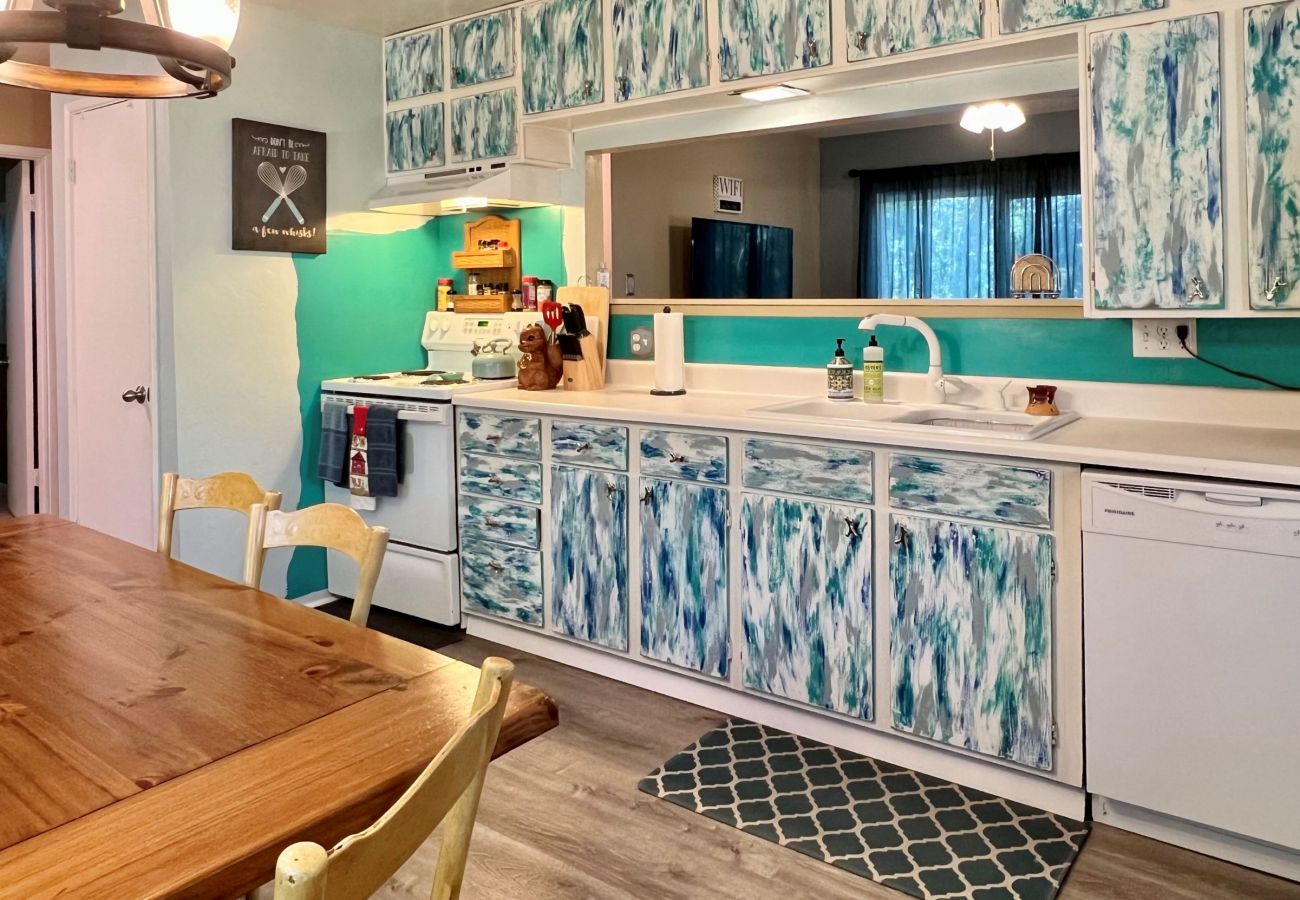 Cabin in Prescott - Squirrels Run - Prescott Cabin Rentals