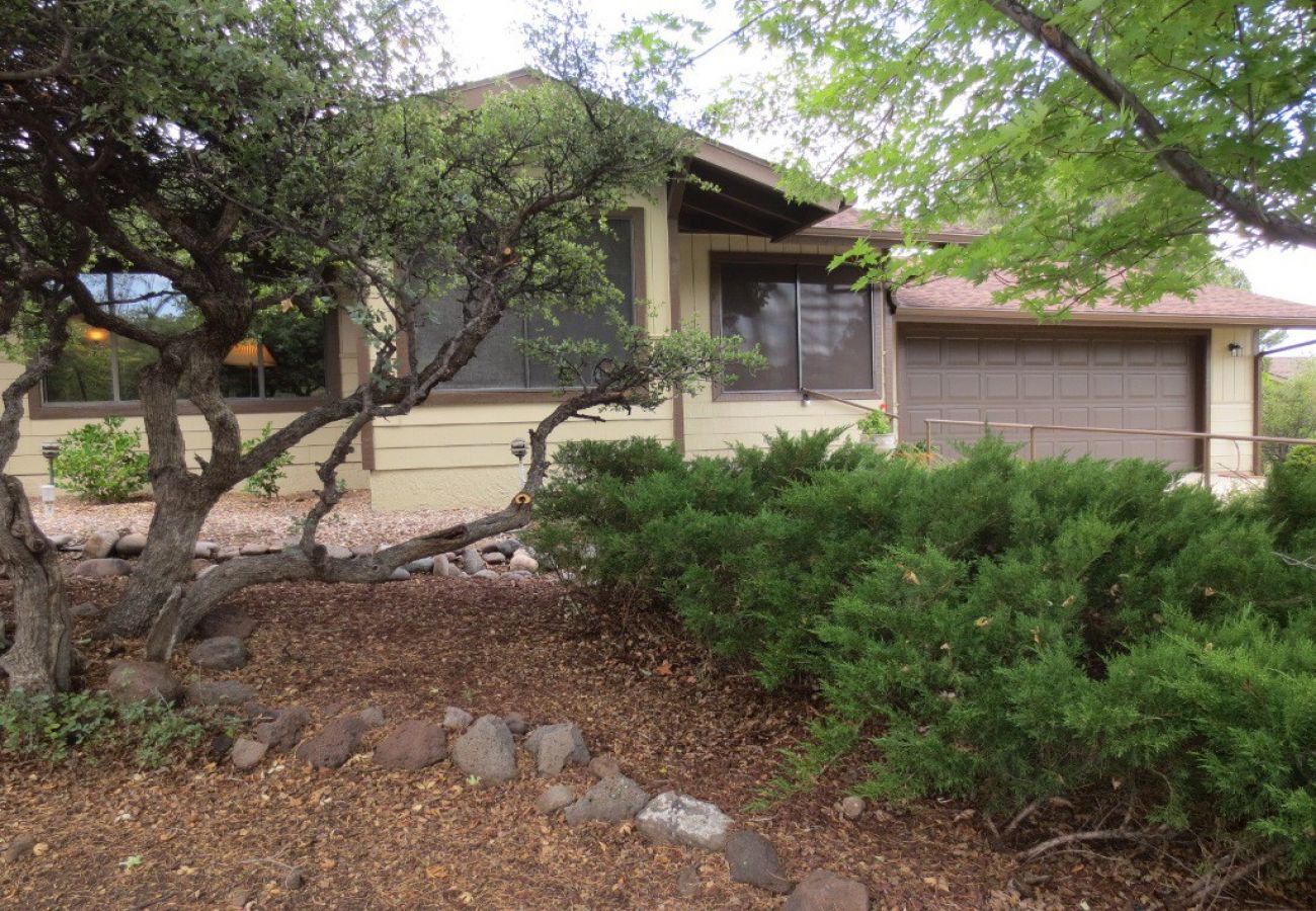 House in Prescott - Oak Hill Home - Prescott Cabin Rentals