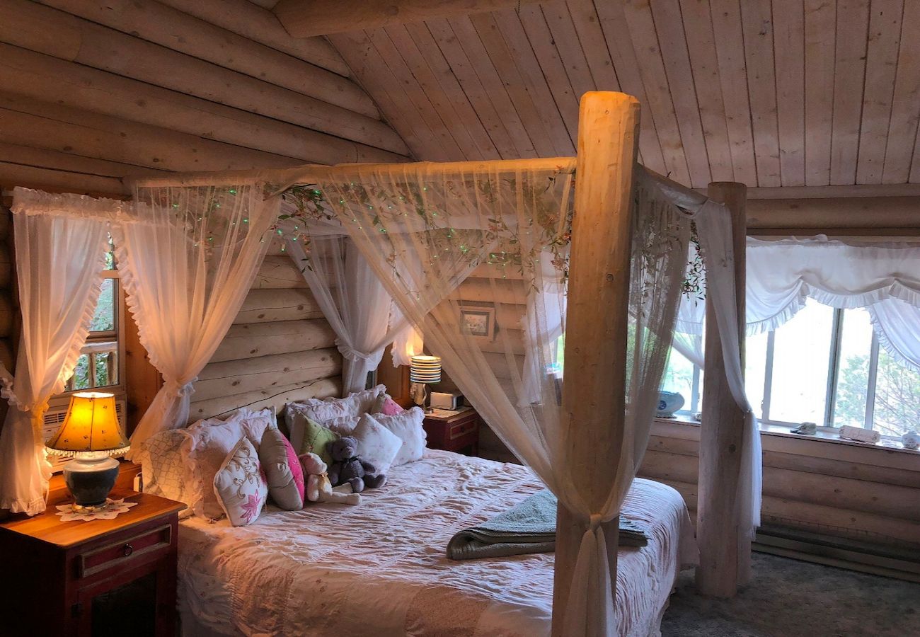 Cottage in Prescott - Chaparral & Country Garden Suite - Prescott Cabin