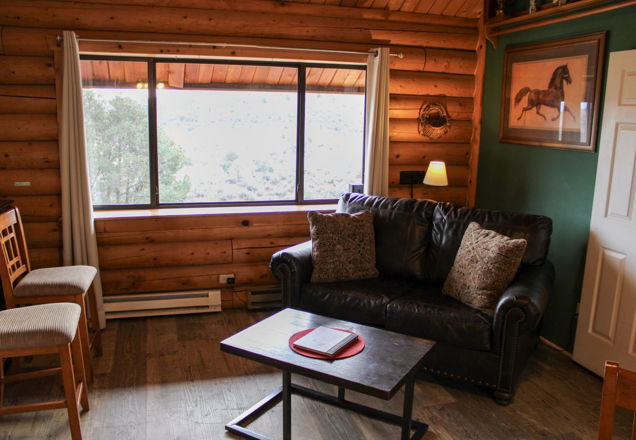 Cottage in Prescott - Chaparral & Country Garden Suite - Prescott Cabin