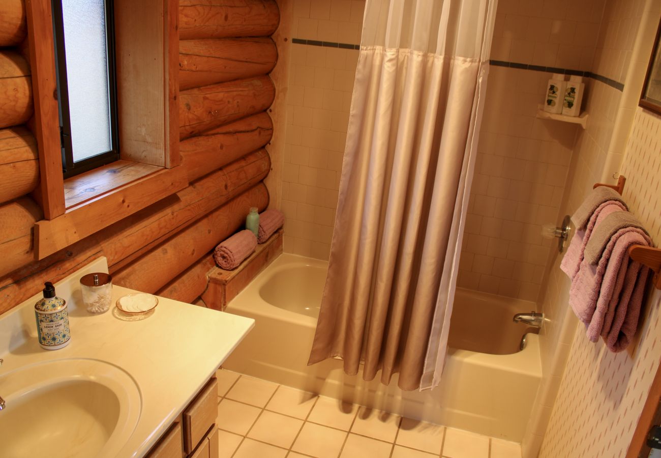 Cottage in Prescott - Chaparral & Country Garden Suite - Prescott Cabin