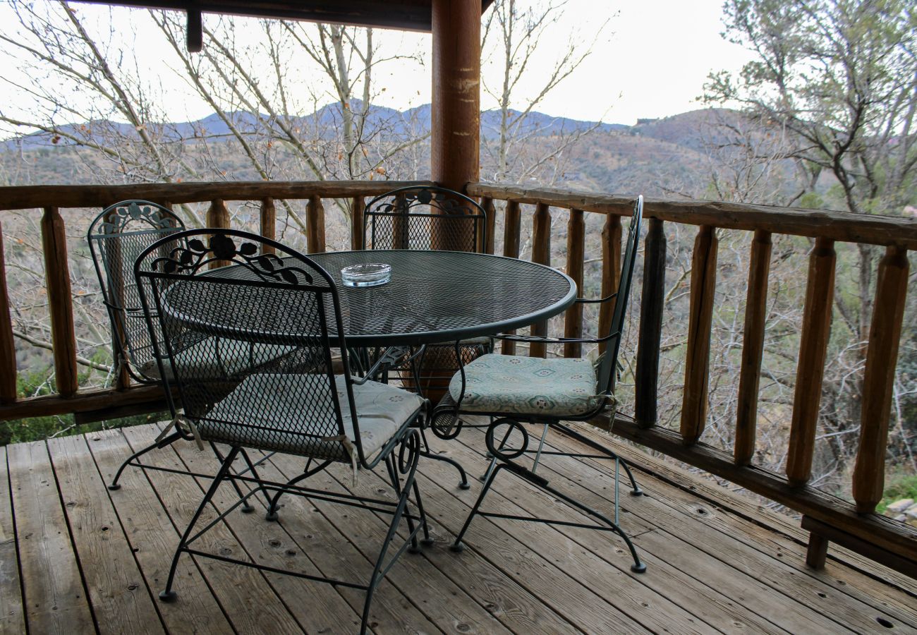 Cottage in Prescott - Chaparral & Country Garden Suite - Prescott Cabin