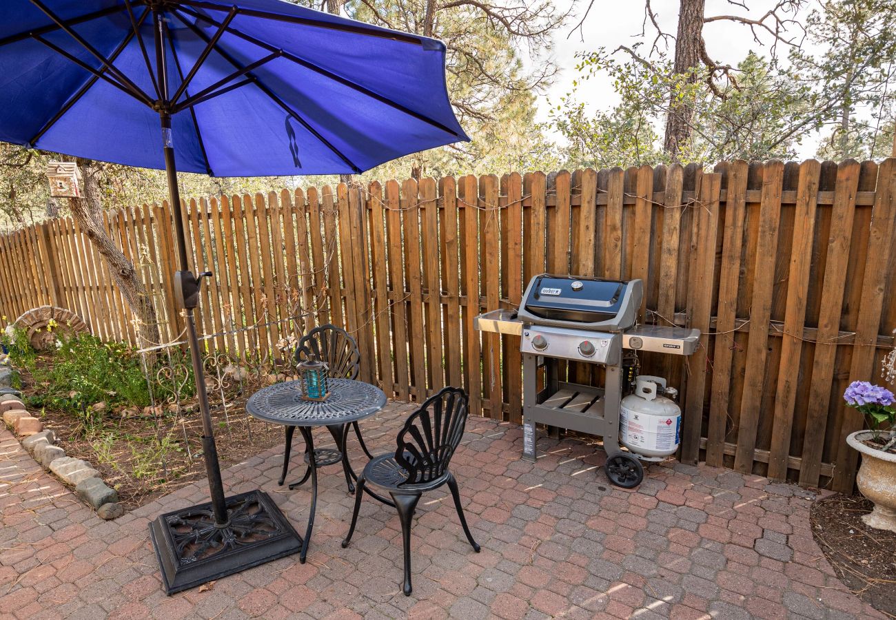 House in Prescott - Cobbler`s Cottage - Prescott Cabin Rentals