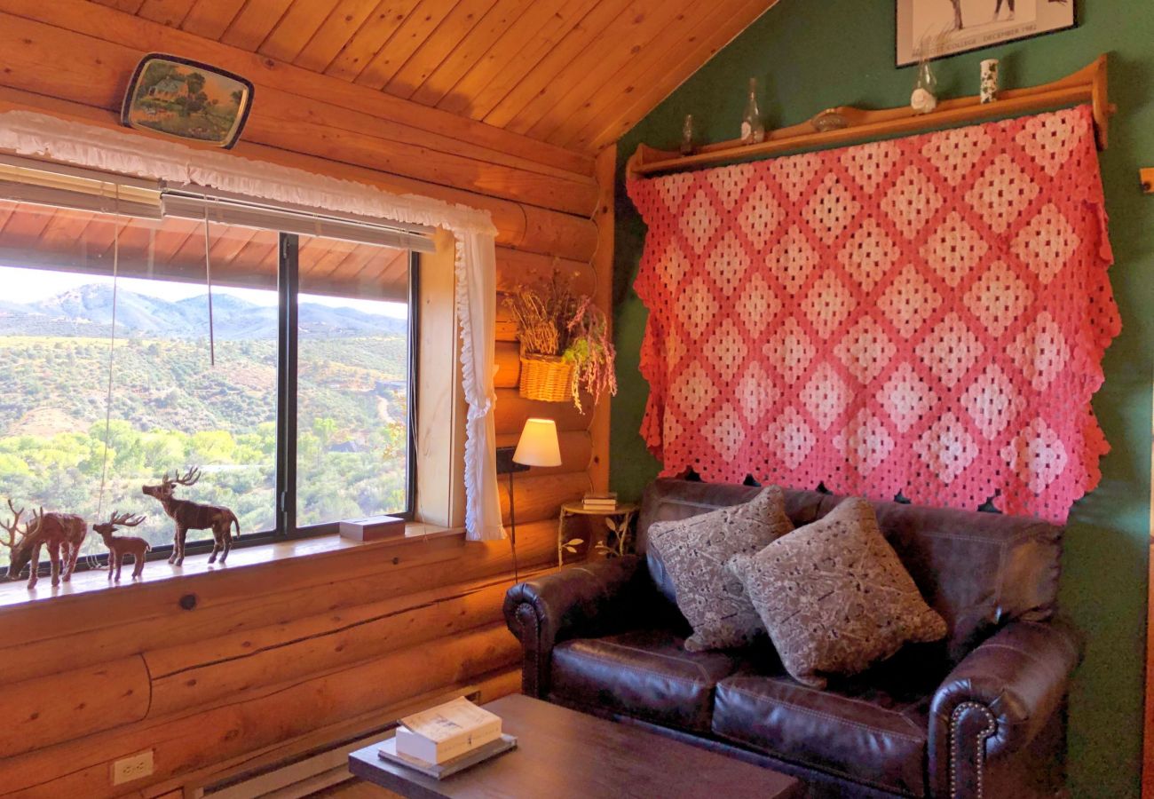 Cottage in Prescott - Chaparral Suite - Prescott Cabin Rentals