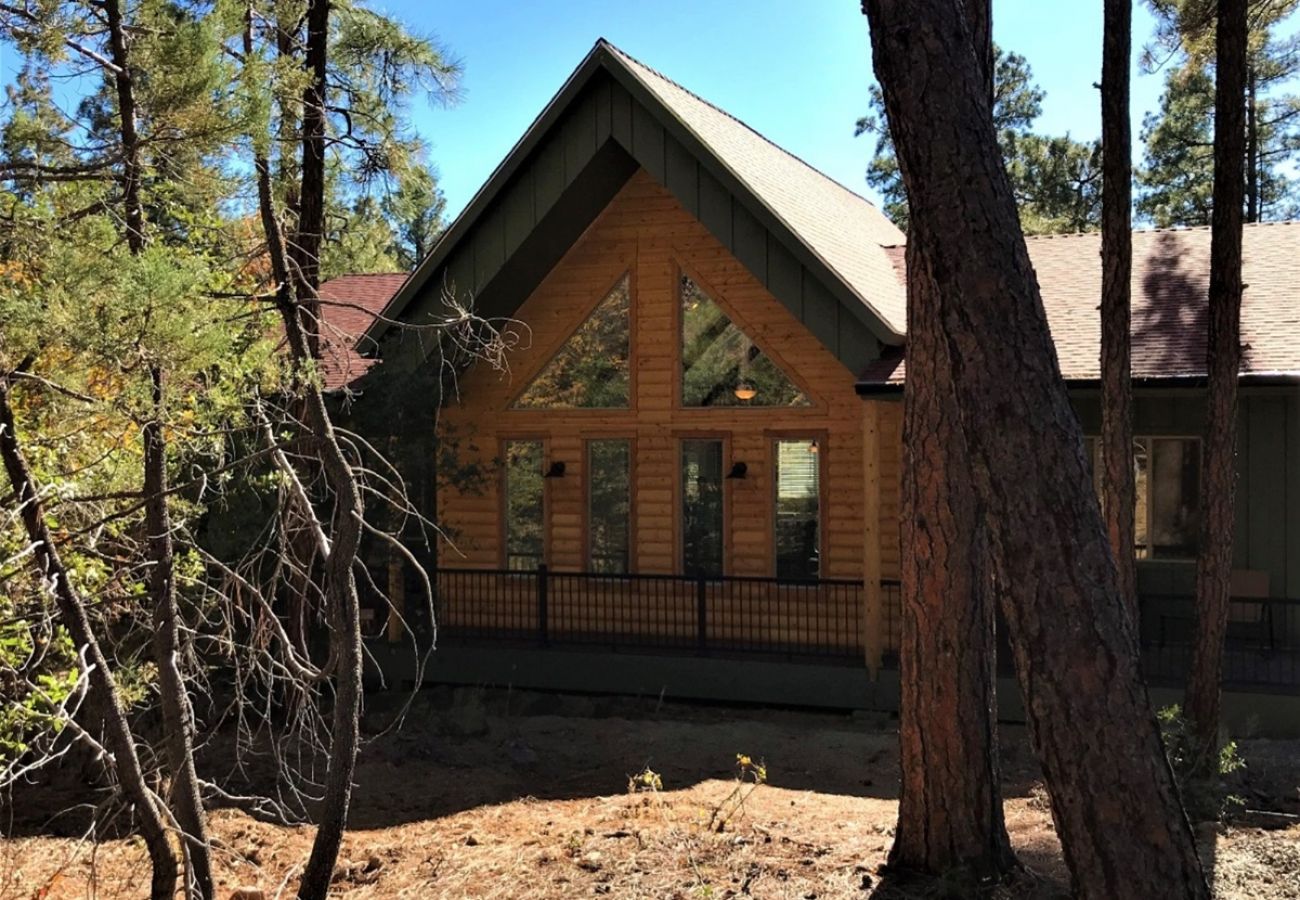 Cabin in Prescott - Scenic Pines - Prescott Cabin Rentals