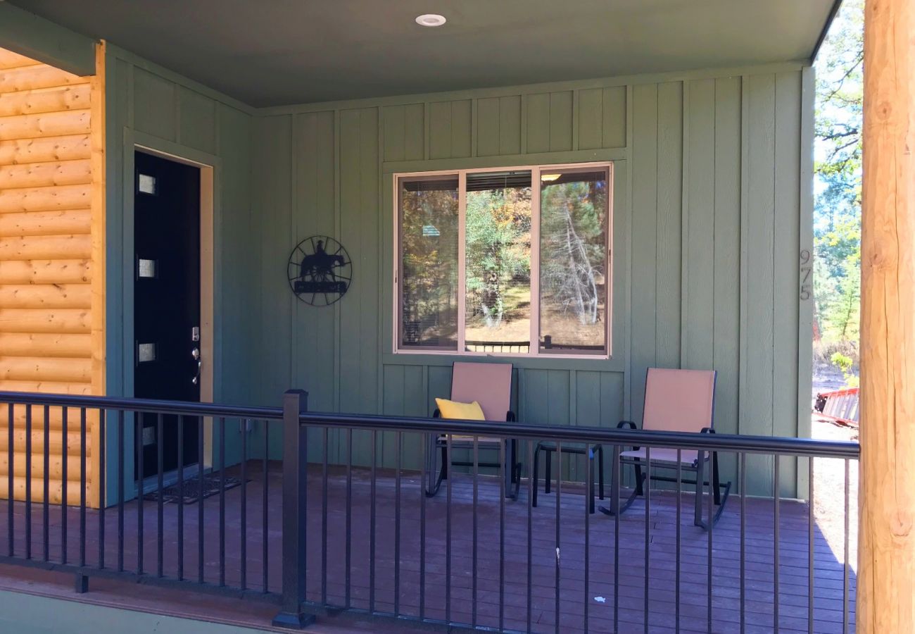Cabin in Prescott - Scenic Pines - Prescott Cabin Rentals
