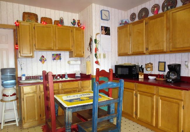 House in Prescott - Liberty Suite - Prescott Cabin Rentals