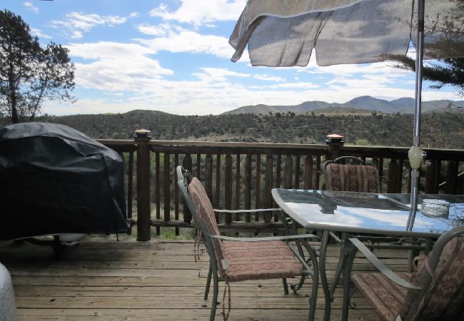 House in Prescott - Liberty Suite - Prescott Cabin Rentals