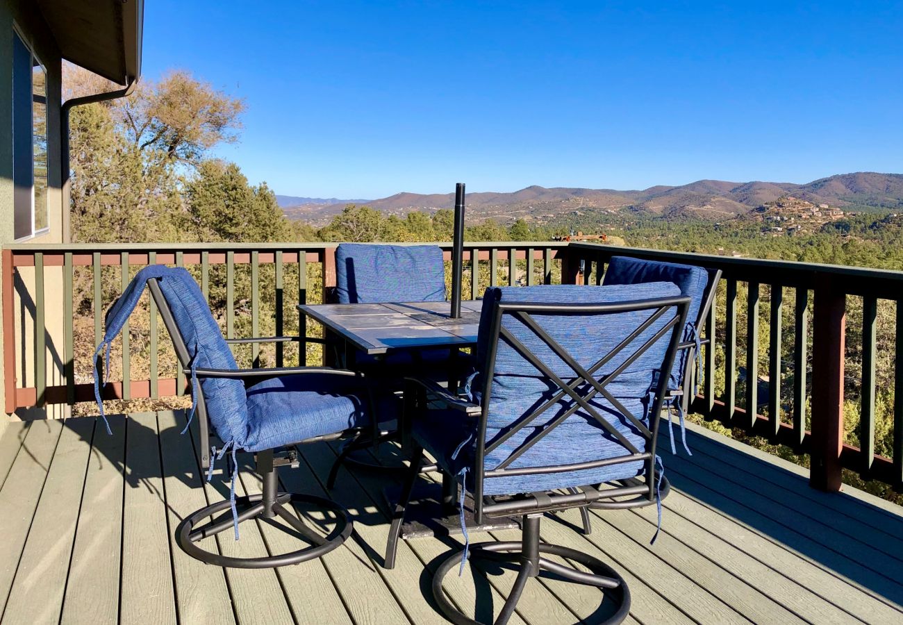 House in Prescott - Serenity Pines - Prescott Cabin Rentals