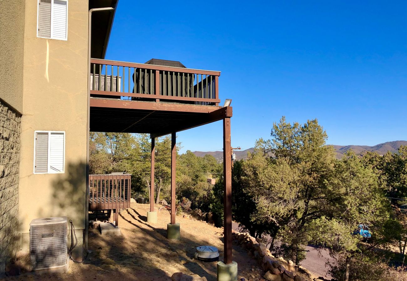 House in Prescott - Serenity Pines - Prescott Cabin Rentals