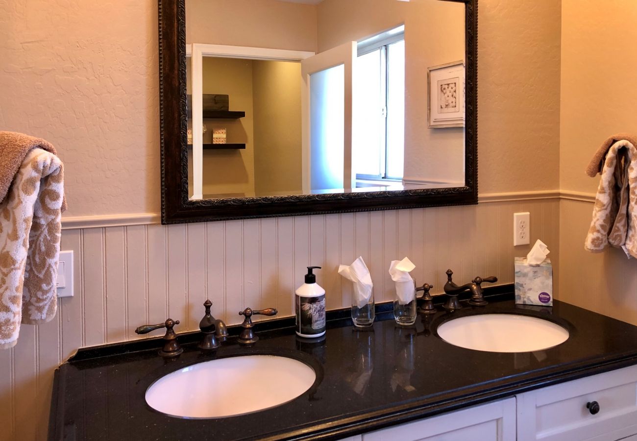 House in Prescott - Serenity Pines - Prescott Cabin Rentals