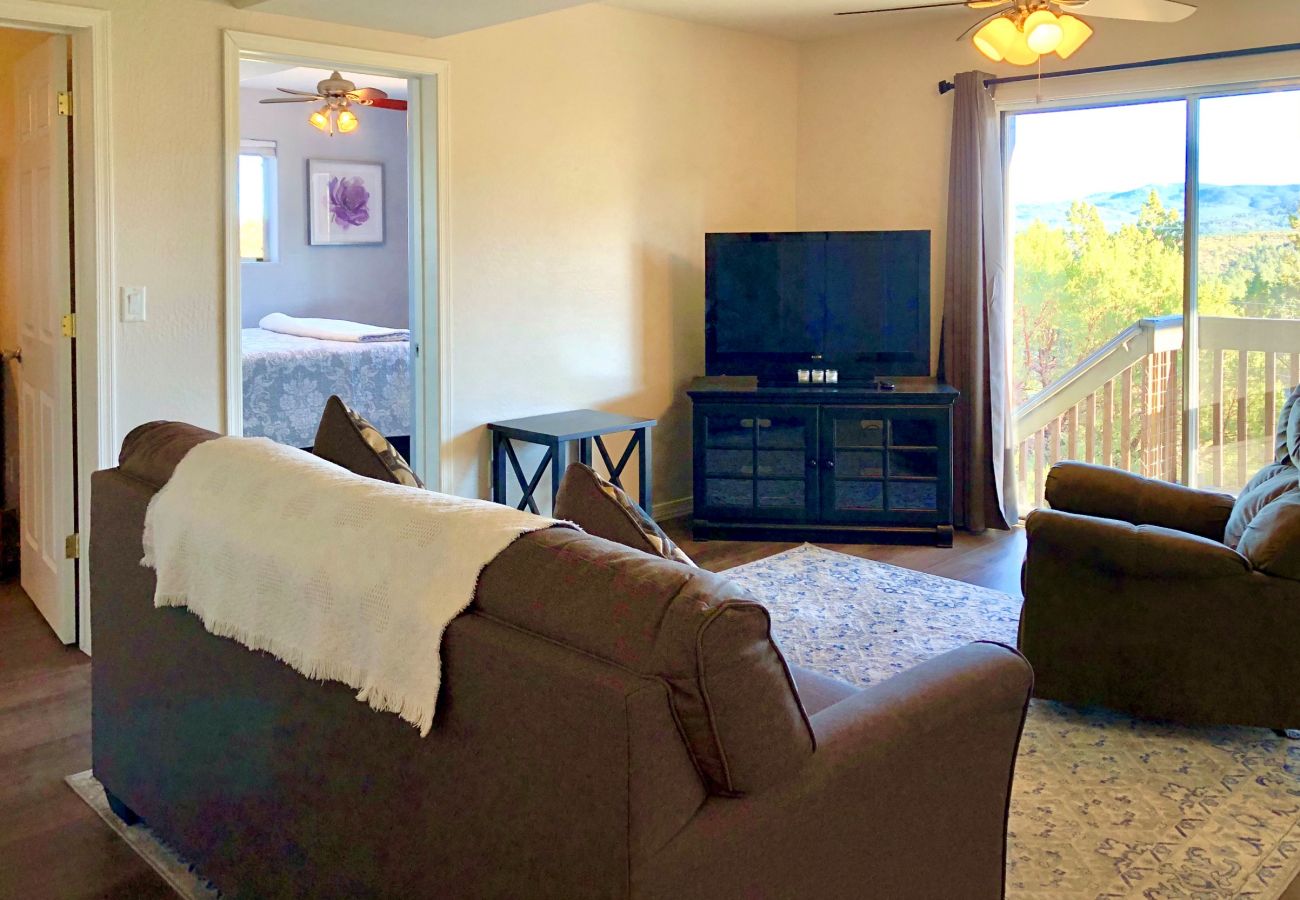 House in Prescott - Serenity Pines - Prescott Cabin Rentals