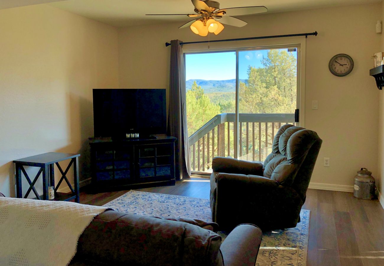 House in Prescott - Serenity Pines - Prescott Cabin Rentals
