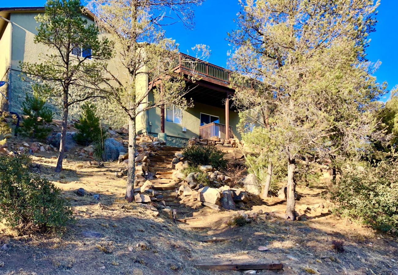 House in Prescott - Serenity Pines - Prescott Cabin Rentals