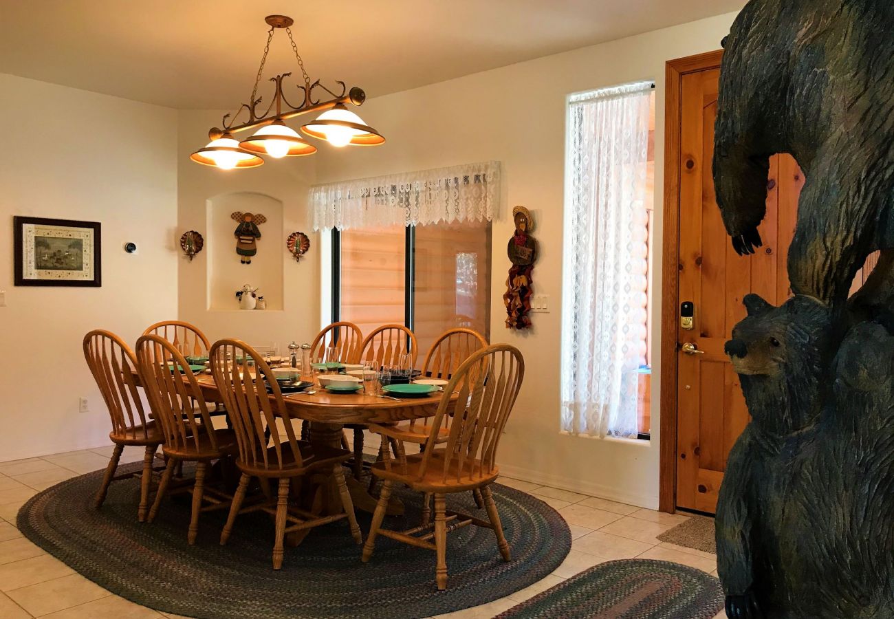 Cabin in Prescott - Bear Tree Lodge - Prescott Cabin Rentals