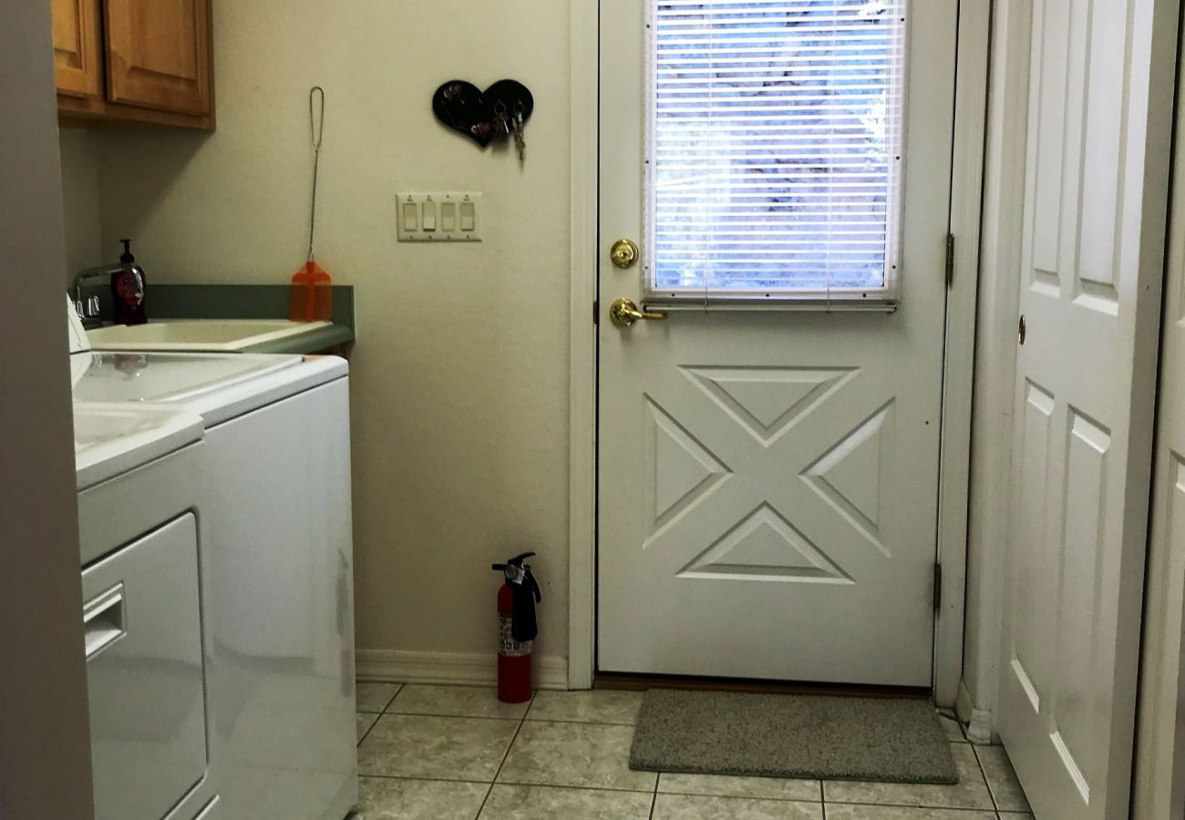 Cabin in Prescott - Bear Tree Lodge - Prescott Cabin Rentals