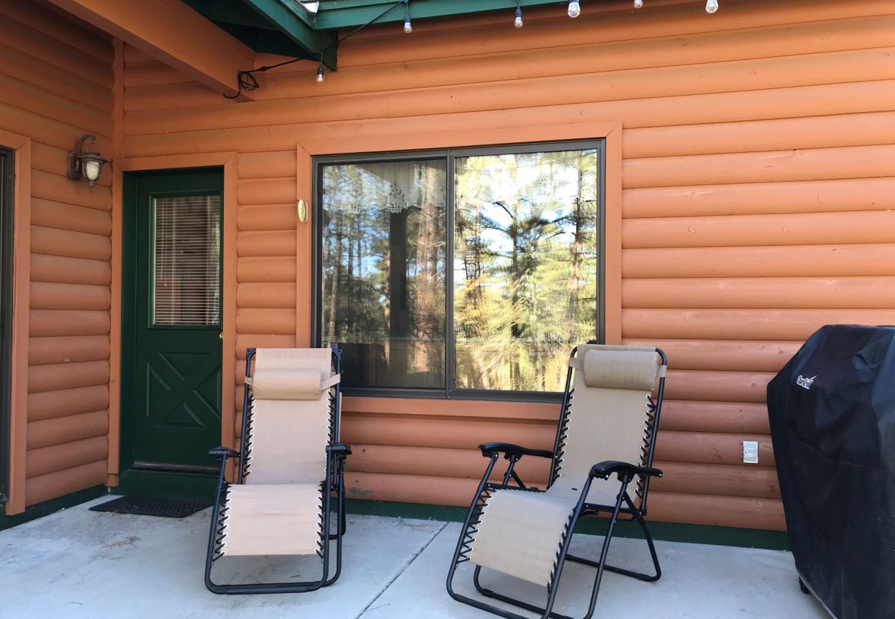 Cabin in Prescott - Bear Tree Lodge - Prescott Cabin Rentals