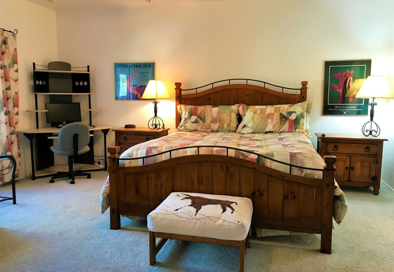 Cabin in Prescott - Bear Tree Lodge - Prescott Cabin Rentals
