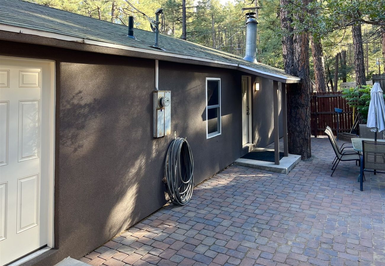 Cabin in Prescott - Mountain Flower Cabin - Prescott Cabin Rentals