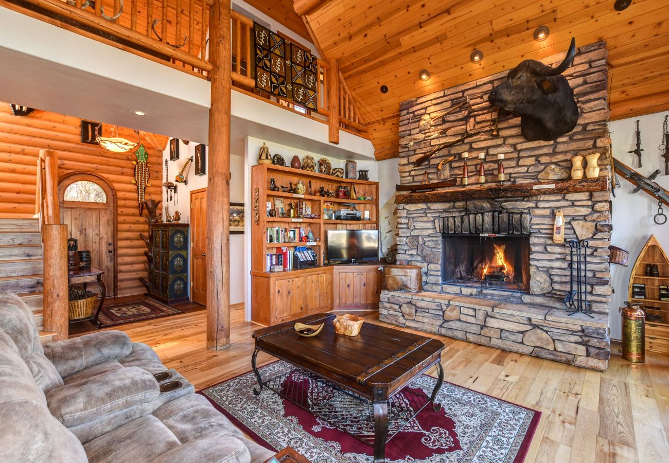 Cabin in Prescott - Forest Glen Lodge - Prescott Cabin Rentals