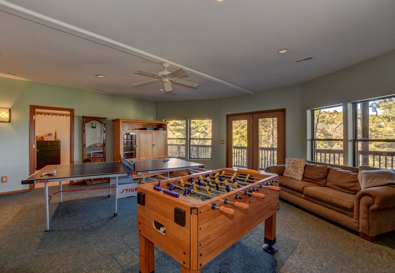 Cabin in Prescott - Forest Glen Lodge - Prescott Cabin Rentals
